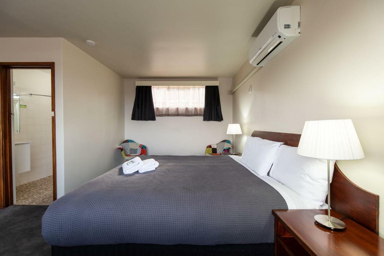 City View Motel Montagu Bay Экстерьер фото